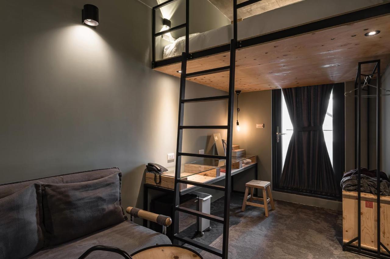 Si Hotel Taichung Bagian luar foto